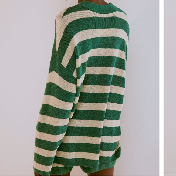 NWT * Free Peoplee Beach Green and Ivory Stripe Sweater Size XS - Picture 7 of 7